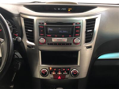 2014 Subaru Outback 2.5i - Photo 13 - Sacramento, CA 95825