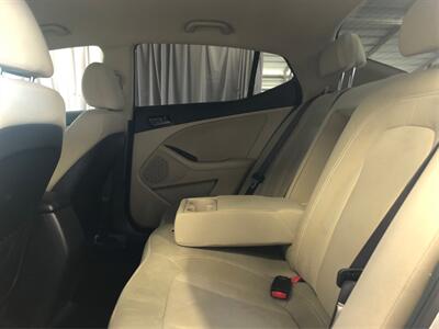 2011 Kia Optima LX   - Photo 10 - Sacramento, CA 95825