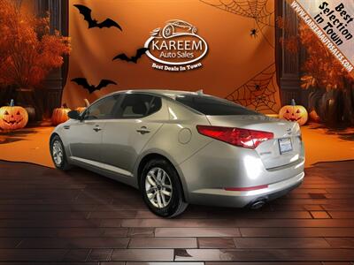 2011 Kia Optima LX - Photo 7 - Sacramento, CA 95825