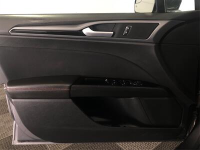 2013 Ford Fusion Hybrid SE - Photo 17 - Sacramento, CA 95825