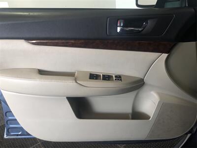 2014 Subaru Legacy 2.5i Limited   - Photo 16 - Sacramento, CA 95825
