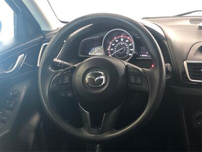 2015 Mazda Mazda3 i Sport   - Photo 15 - Sacramento, CA 95825