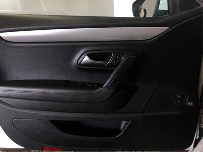2010 Volkswagen CC Sport PZEV - Photo 14 - Sacramento, CA 95825