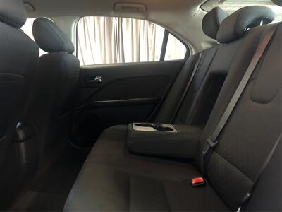 2011 Ford Fusion SE   - Photo 10 - Sacramento, CA 95825