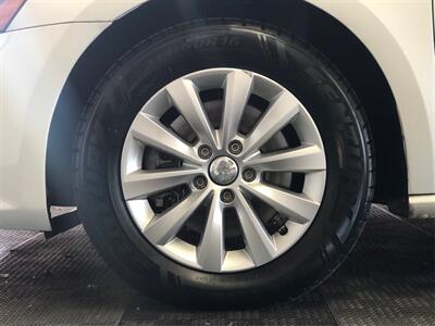 2014 Volkswagen Passat 1.8T S PZEV   - Photo 17 - Sacramento, CA 95825