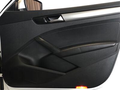 2014 Volkswagen Passat 1.8T S PZEV   - Photo 16 - Sacramento, CA 95825