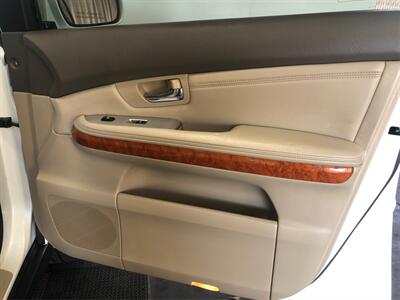 2004 Lexus RX 330   - Photo 16 - Sacramento, CA 95825