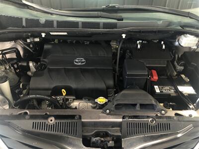 2013 Toyota Sienna LE 8-Passenger   - Photo 11 - Sacramento, CA 95825