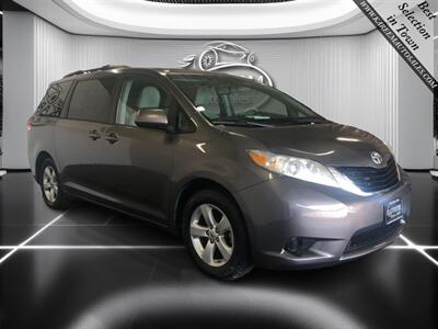 2013 Toyota Sienna LE 8-Passenger   - Photo 3 - Sacramento, CA 95825