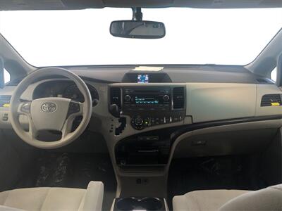 2013 Toyota Sienna LE 8-Passenger - Photo 20 - Sacramento, CA 95825