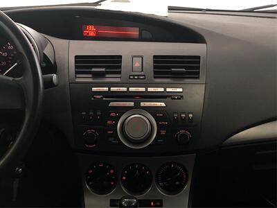 2010 Mazda Mazda3 i Sport   - Photo 13 - Sacramento, CA 95825