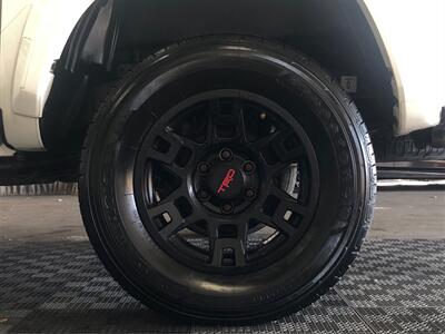 2016 Toyota Tacoma TRD Sport   - Photo 18 - Sacramento, CA 95825