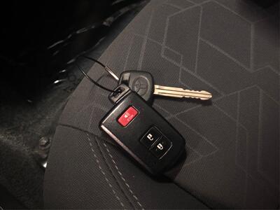 2016 Toyota Tacoma TRD Sport   - Photo 24 - Sacramento, CA 95825