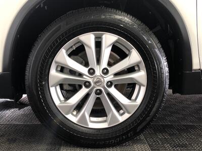 2014 Nissan Rogue SV   - Photo 17 - Sacramento, CA 95825