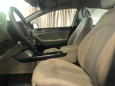 2015 Hyundai SONATA SE   - Photo 9 - Sacramento, CA 95825