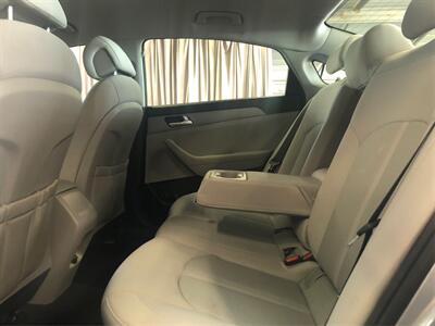 2015 Hyundai SONATA SE   - Photo 10 - Sacramento, CA 95825