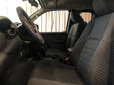 2017 Nissan Frontier SV   - Photo 9 - Sacramento, CA 95825