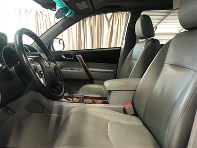 2012 Toyota Highlander Hybrid Limited   - Photo 9 - Sacramento, CA 95825