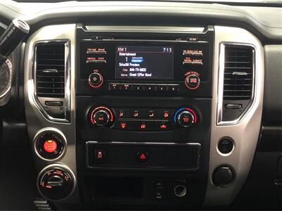 2018 Nissan Titan SV   - Photo 11 - Sacramento, CA 95825