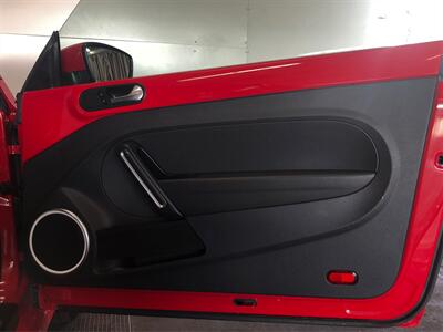 2012 Volkswagen Beetle 2.5L PZEV   - Photo 17 - Sacramento, CA 95825