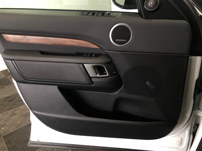 2019 Land Rover Discovery HSE   - Photo 16 - Sacramento, CA 95825