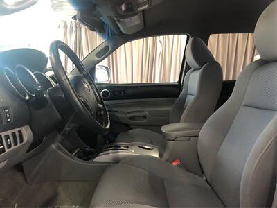 2011 Toyota Tacoma PreRunner V6   - Photo 9 - Sacramento, CA 95825