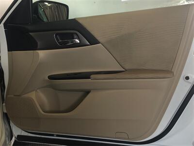 2014 Honda Accord LX   - Photo 17 - Sacramento, CA 95825