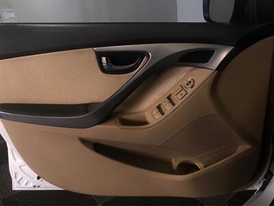 2012 Hyundai ELANTRA GLS   - Photo 16 - Sacramento, CA 95825
