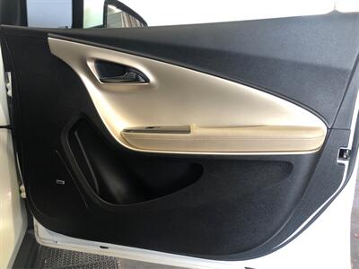 2011 Chevrolet Volt Premium   - Photo 17 - Sacramento, CA 95825