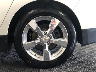 2011 Chevrolet Volt Premium - Photo 18 - Sacramento, CA 95825