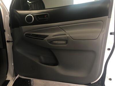 2012 Toyota Tacoma   - Photo 17 - Sacramento, CA 95825