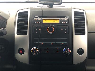 2010 Nissan Frontier SE V6   - Photo 11 - Sacramento, CA 95825