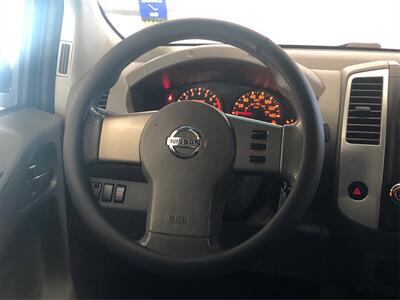 2010 Nissan Frontier SE V6   - Photo 13 - Sacramento, CA 95825