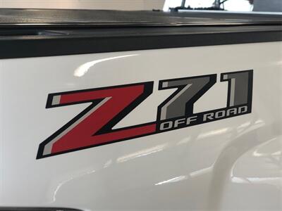 2018 Chevrolet Silverado 1500 LT Z71   - Photo 19 - Sacramento, CA 95825