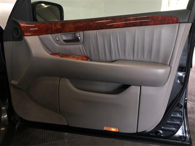 2004 Lexus LS 430   - Photo 18 - Sacramento, CA 95825