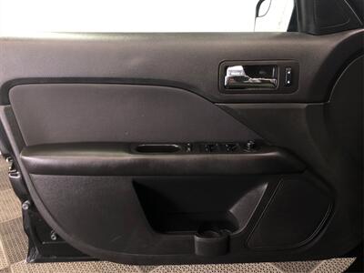 2012 Ford Fusion SE - Photo 16 - Sacramento, CA 95825