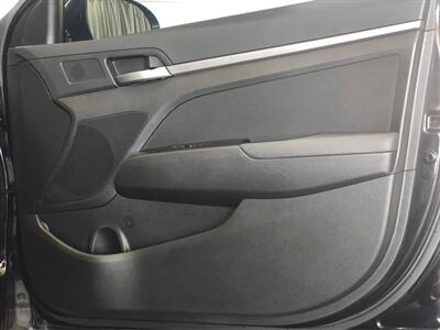 2018 Hyundai ELANTRA SEL   - Photo 17 - Sacramento, CA 95825