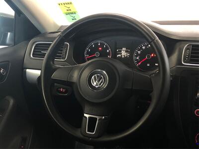 2013 Volkswagen Jetta SE   - Photo 13 - Sacramento, CA 95825