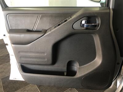 2015 Nissan Frontier SV   - Photo 17 - Sacramento, CA 95825