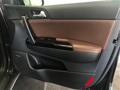 2017 Kia Sportage SX Turbo   - Photo 16 - Sacramento, CA 95825