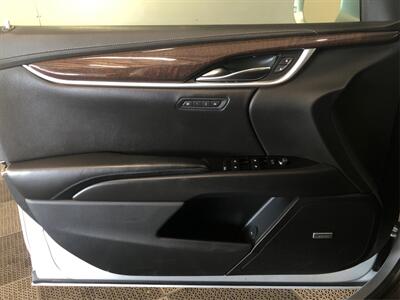 2016 Cadillac XTS Luxury   - Photo 16 - Sacramento, CA 95825