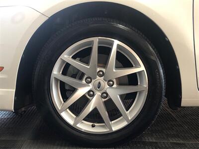 2012 Ford Fusion SEL   - Photo 17 - Sacramento, CA 95825