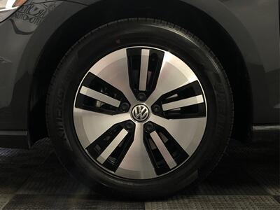 2017 Volkswagen e-Golf SE   - Photo 19 - Sacramento, CA 95825