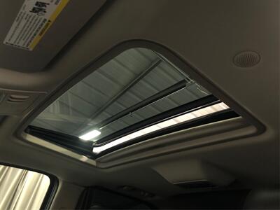 2010 GMC Yukon SLT   - Photo 12 - Sacramento, CA 95825