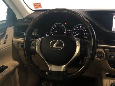 2015 Lexus ES 350   - Photo 16 - Sacramento, CA 95825