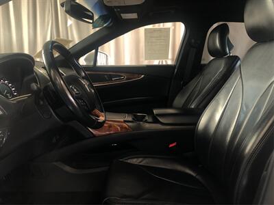 2017 Lincoln MKX Reserve   - Photo 9 - Sacramento, CA 95825