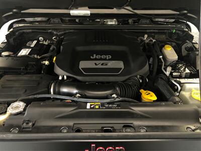 2017 Jeep Wrangler Unlimited Rubicon Recon   - Photo 11 - Sacramento, CA 95825