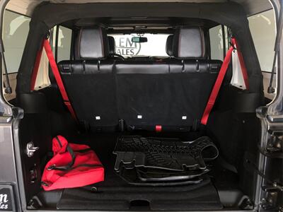 2017 Jeep Wrangler Unlimited Rubicon Recon   - Photo 12 - Sacramento, CA 95825