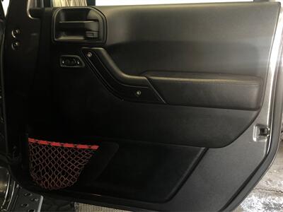 2017 Jeep Wrangler Unlimited Rubicon Recon   - Photo 17 - Sacramento, CA 95825