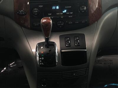 2004 Toyota Sienna XLE Limited 7 Passenger   - Photo 25 - Sacramento, CA 95825